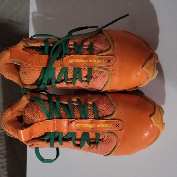 Baseball Cleats - Picture 5 of 6